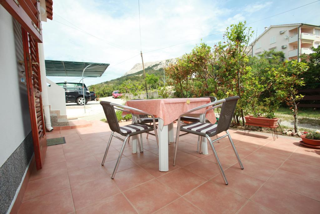 Apartments Reljic With Terrace Baška Kültér fotó