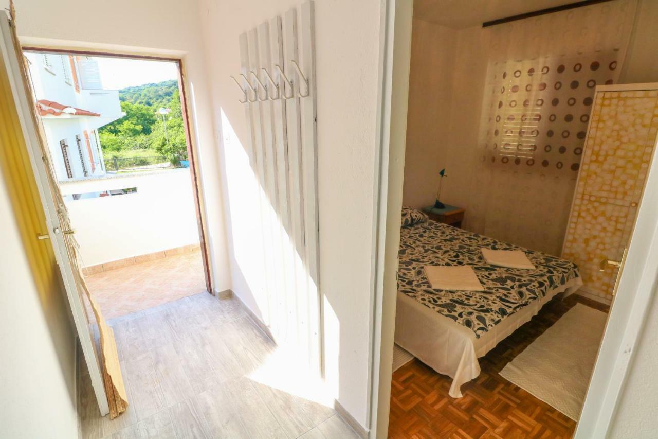 Apartments Reljic With Terrace Baška Kültér fotó