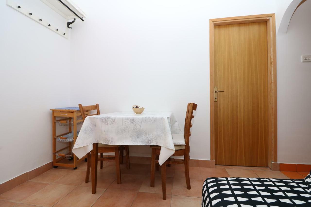 Apartments Reljic With Terrace Baška Kültér fotó