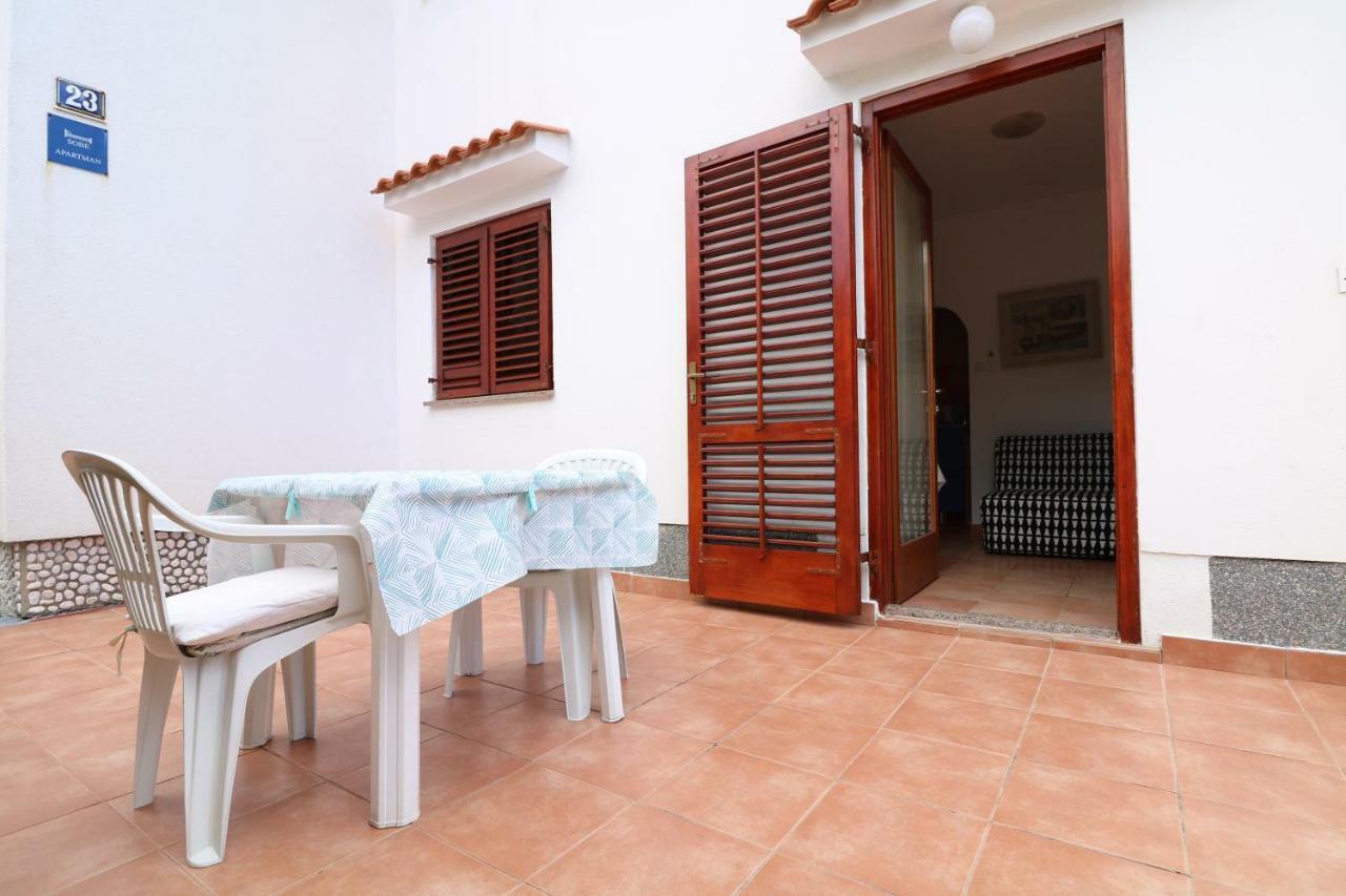 Apartments Reljic With Terrace Baška Kültér fotó