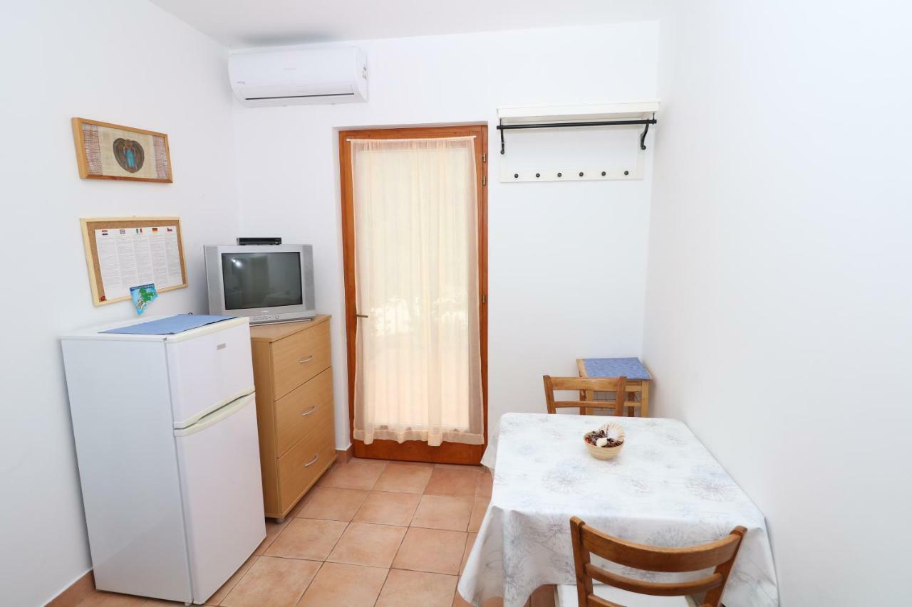 Apartments Reljic With Terrace Baška Kültér fotó